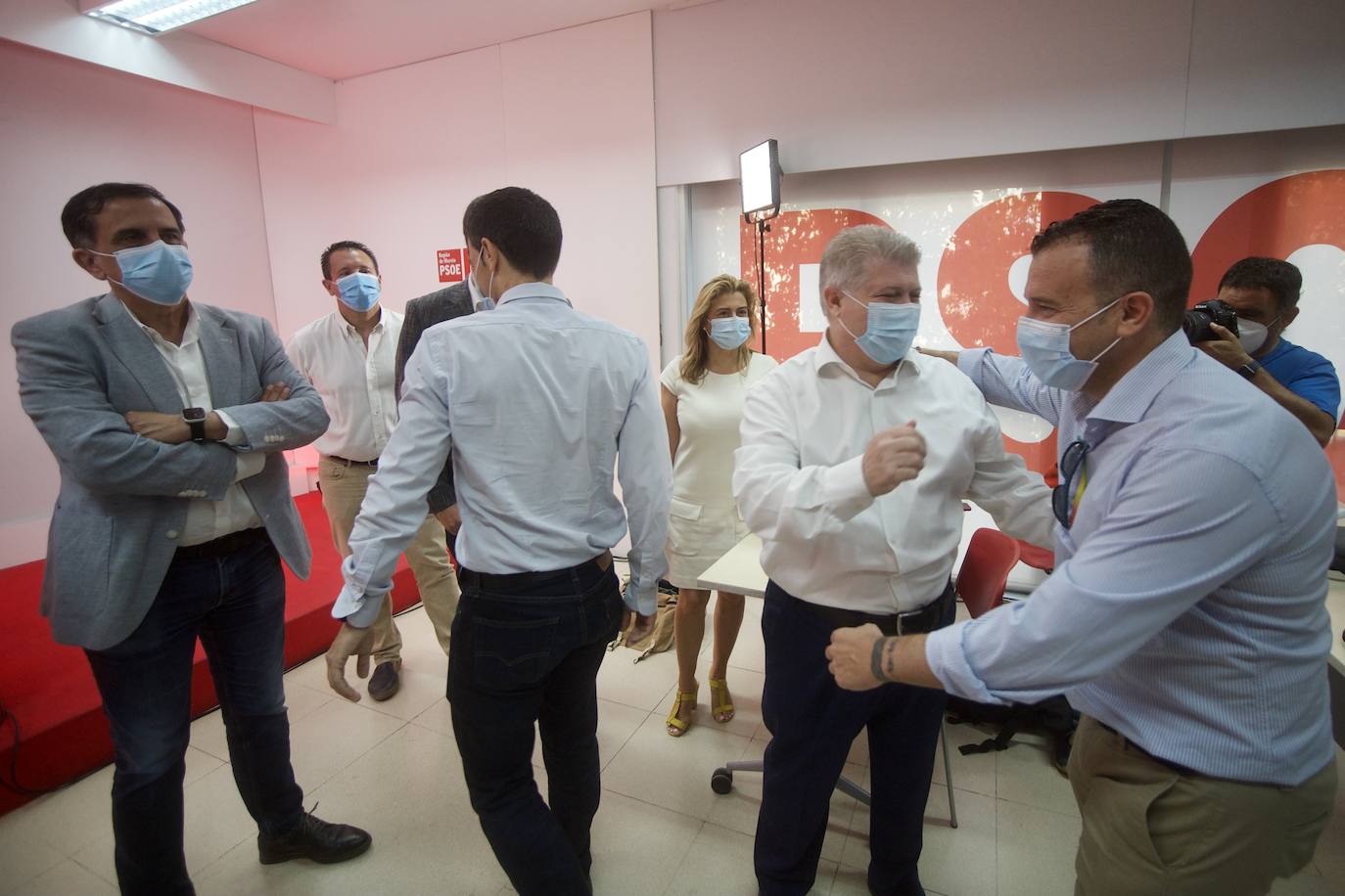 Fotos: Vélez se lanza a por la Secretaría General del PSRM con apelaciones a «la unidad de los 5.000 militantes»