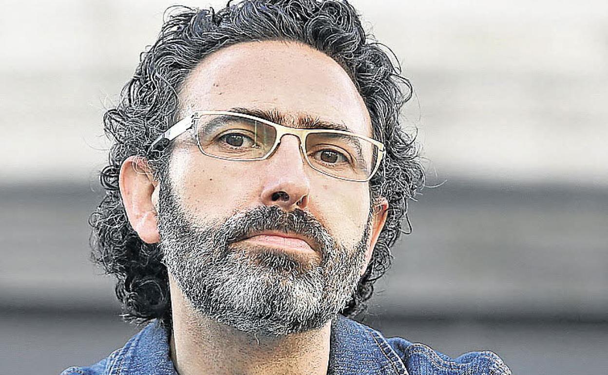 El escritor asturiano Jon Bilbao. 