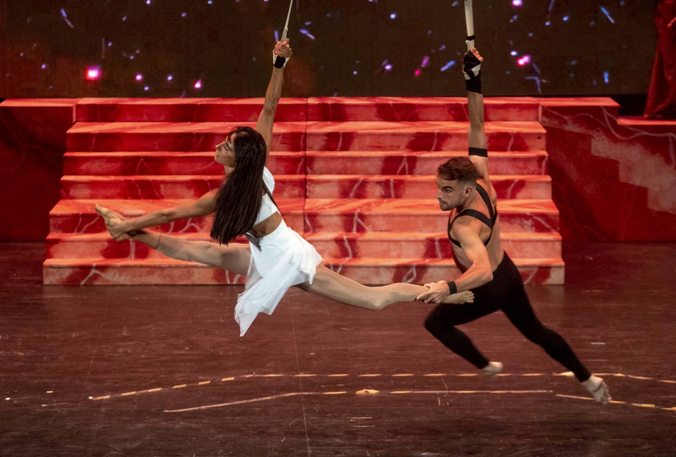 Fotos: Encendido del Fuego Sagrado y pregón de las Fiestas de Carthagineses y Romanos