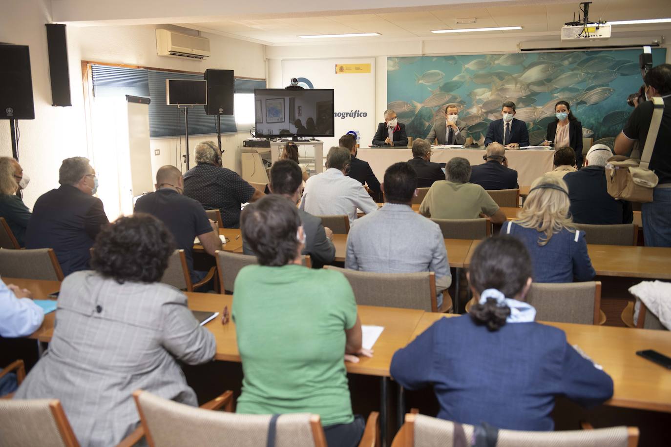 Fotos: El comisario europeo visita el Mar Menor