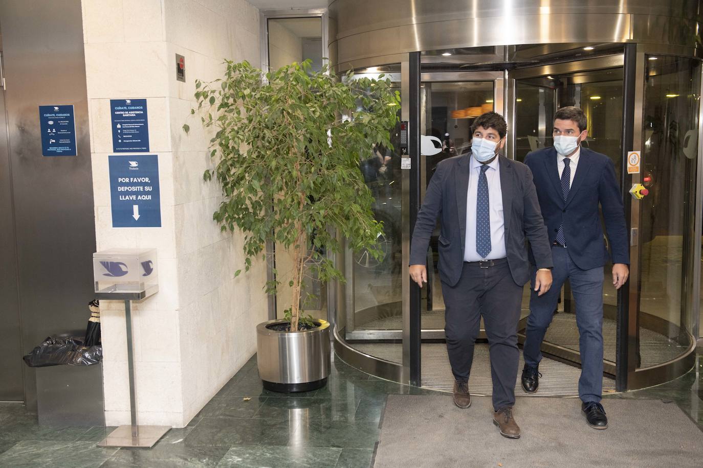 Fotos: El comisario europeo visita el Mar Menor