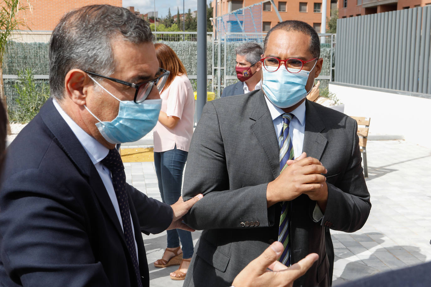 Fotos: Poncemar abre su centro de día para ancianos en el campus universitario de Lorca