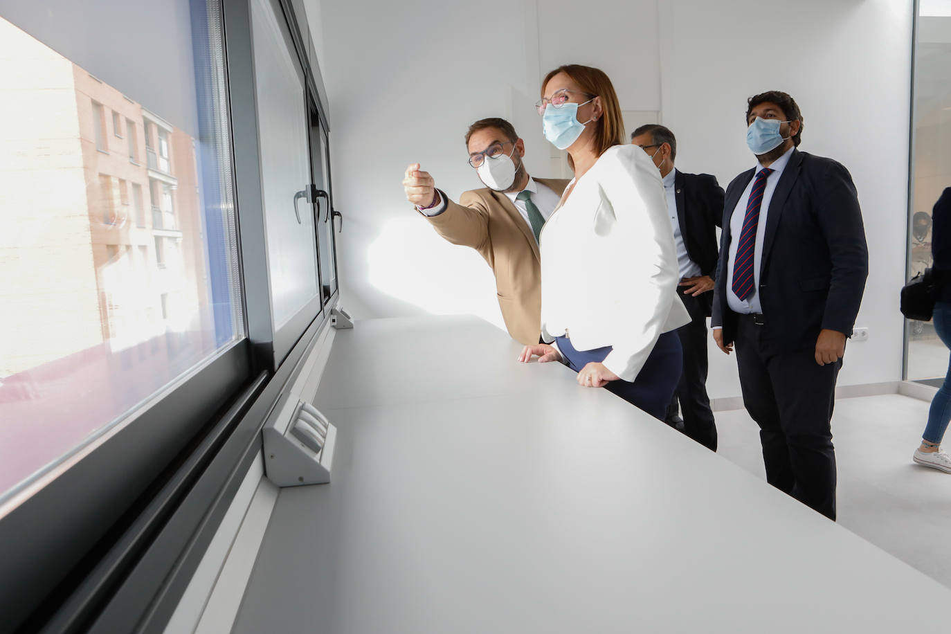 Fotos: Poncemar abre su centro de día para ancianos en el campus universitario de Lorca