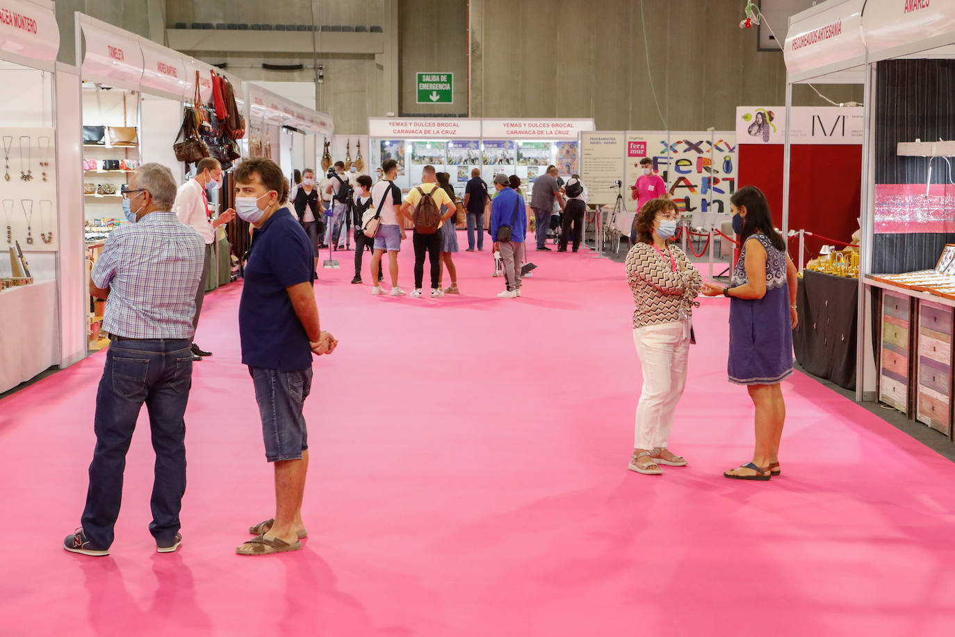 Fotos: La Feria de Artesanía de la Región reabre sus puertas en Lorca tras un año de paréntesis por la Covid