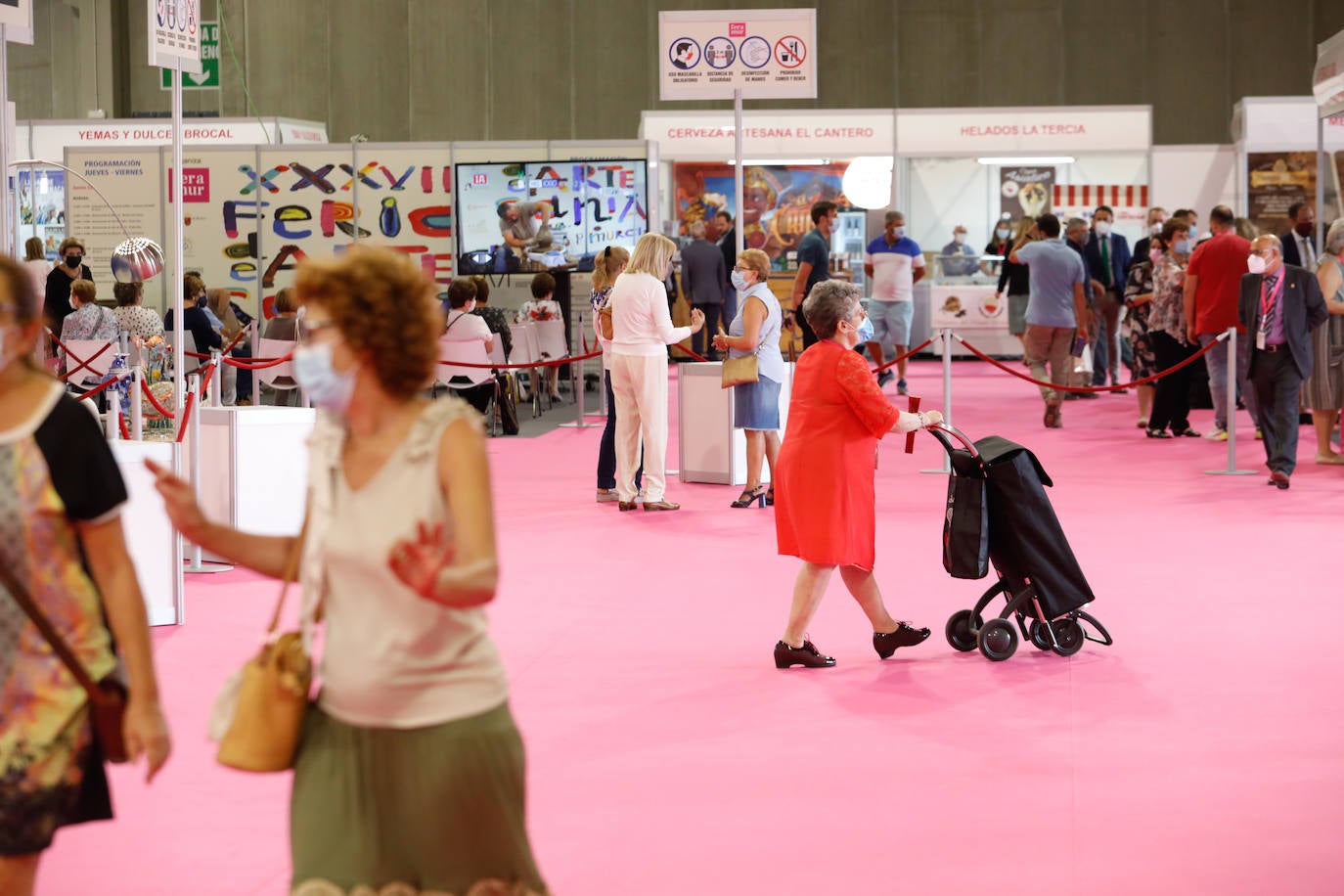 Fotos: La Feria de Artesanía de la Región reabre sus puertas en Lorca tras un año de paréntesis por la Covid