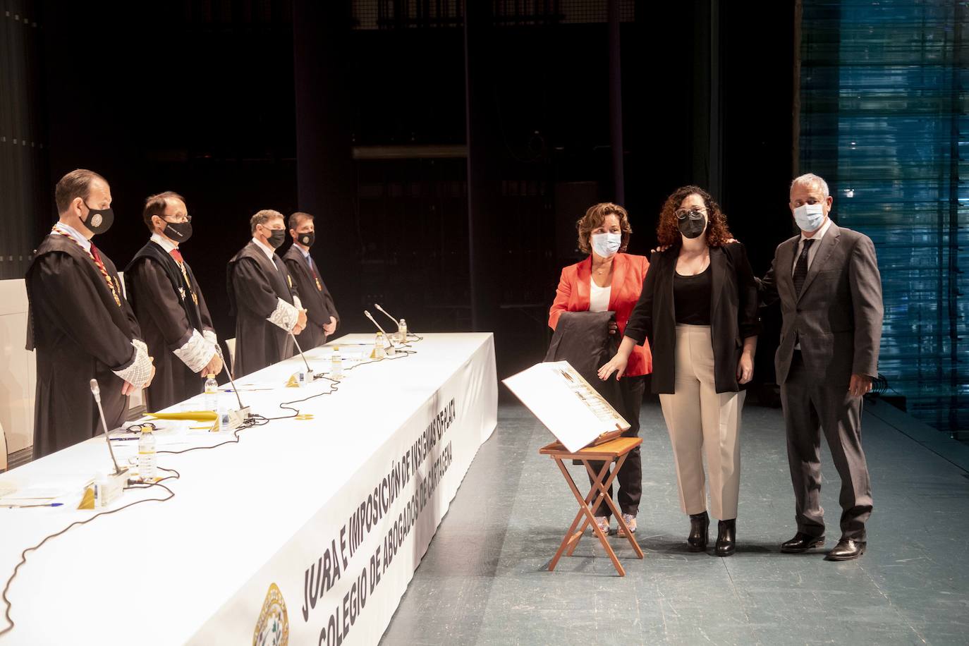 Fotos: Los abogados alzan la voz para no retrasar más la Ciudad de la Justicia de Cartagena