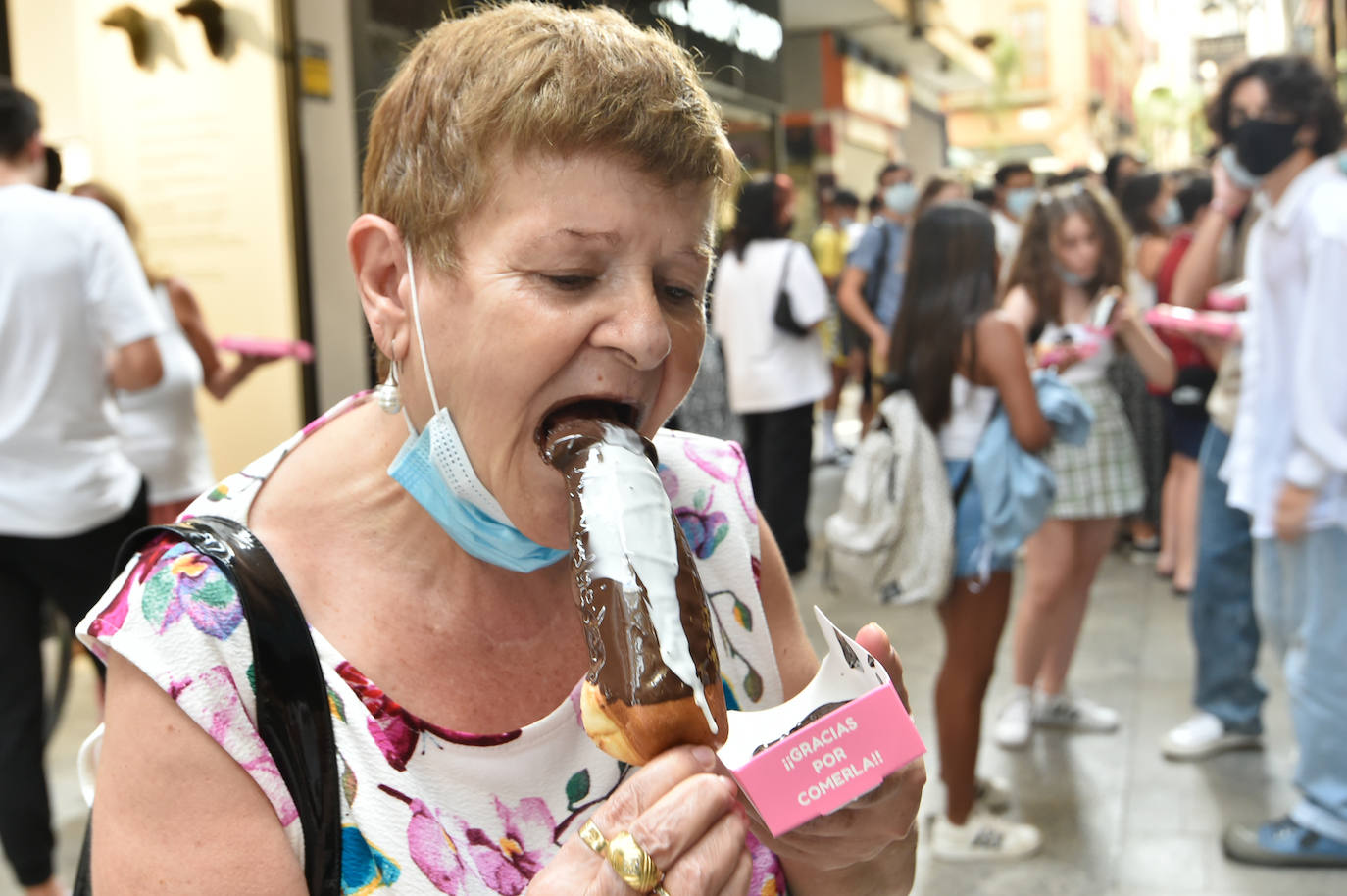 Fotos: La Pollería inaugura en Murcia sus particulares gofres