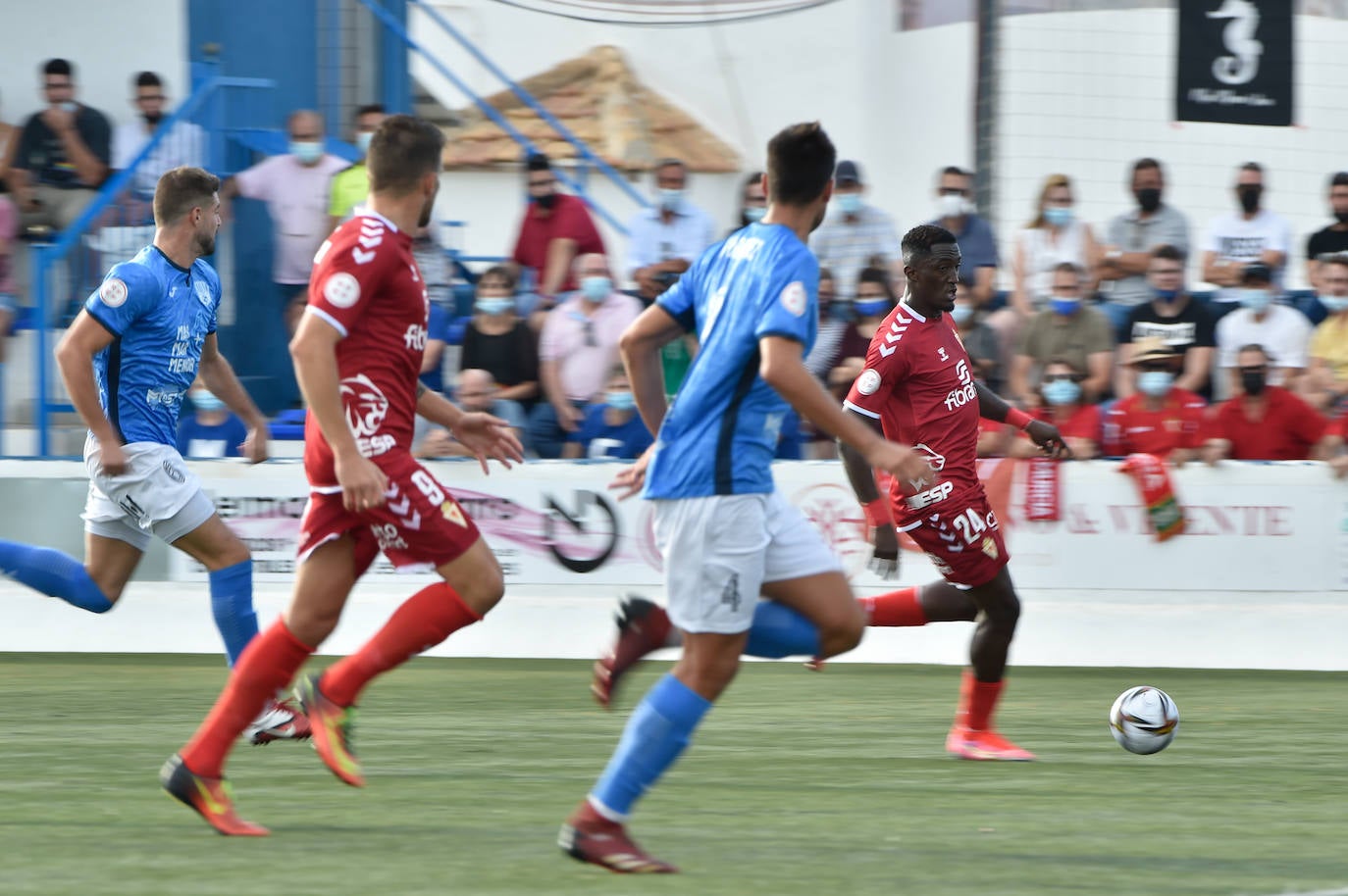 Los jugadores del Mar Menor celebrando el gol de la victoria.