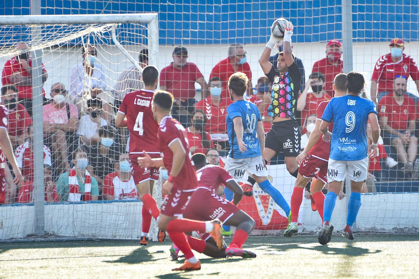 Los jugadores del Mar Menor celebrando el gol de la victoria.