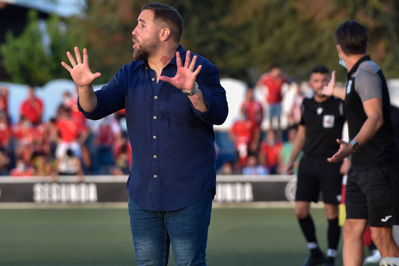 Los jugadores del Mar Menor celebrando el gol de la victoria.