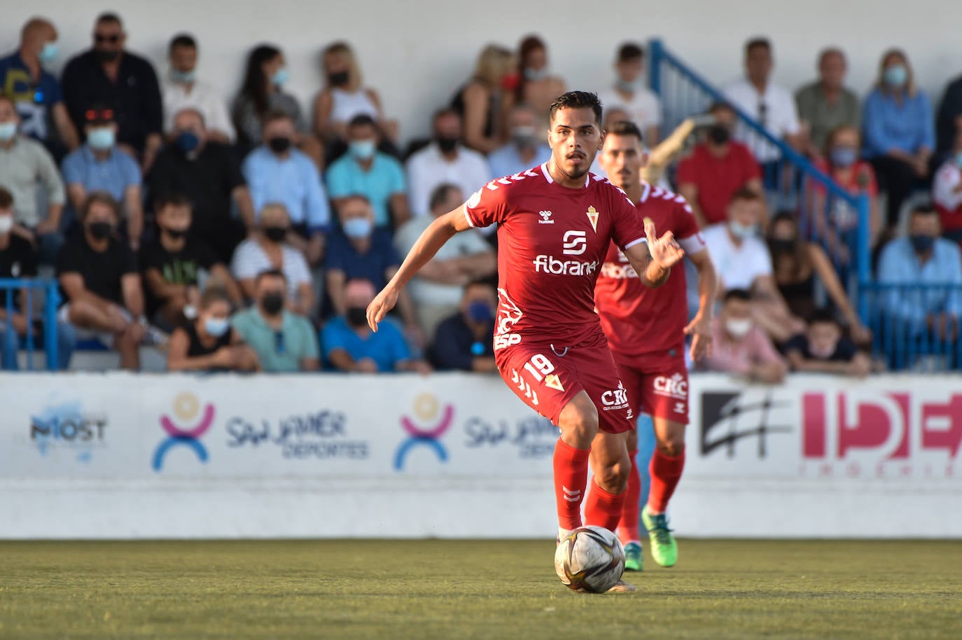 Los jugadores del Mar Menor celebrando el gol de la victoria.