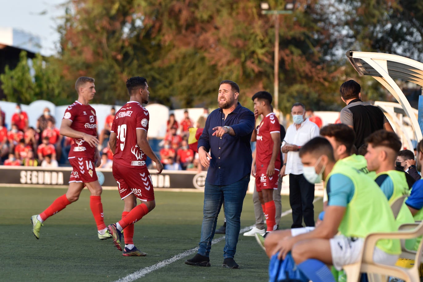 Los jugadores del Mar Menor celebrando el gol de la victoria.