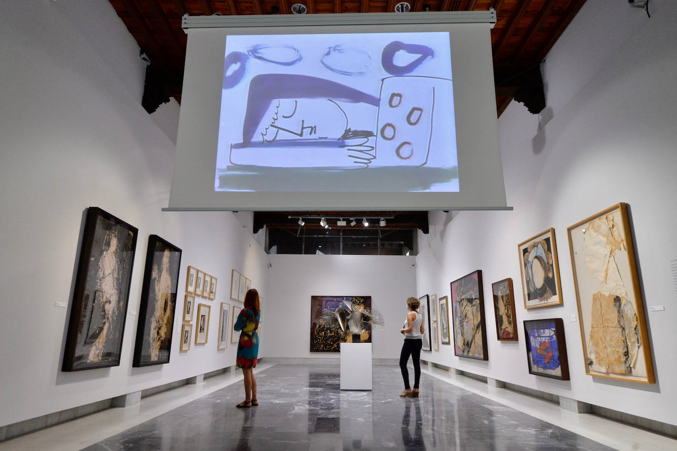 Fotos: Las Claras reabre con medio centenar de esculturas y pinturas de Picasso y Valdés