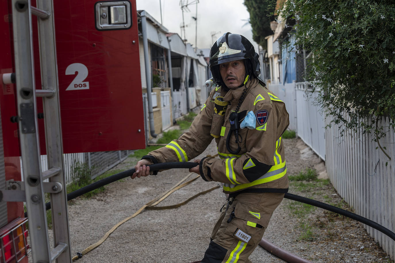 Fotos: El incendio del camping Caravaning de La Manga, en imágenes