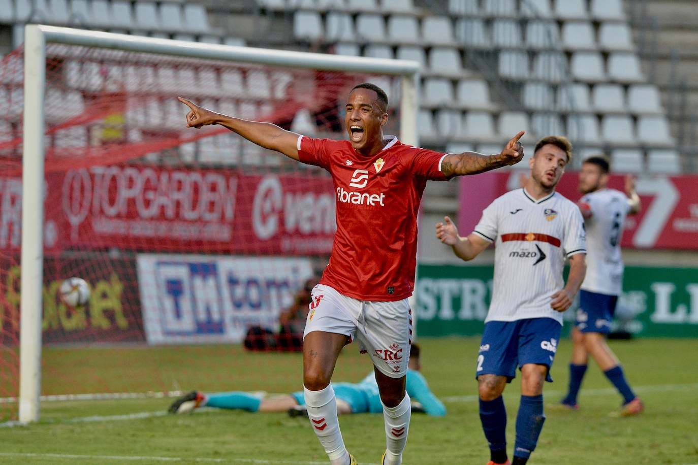 Fotos: La victoria del Real Murcia ante el Alzira, en imágenes