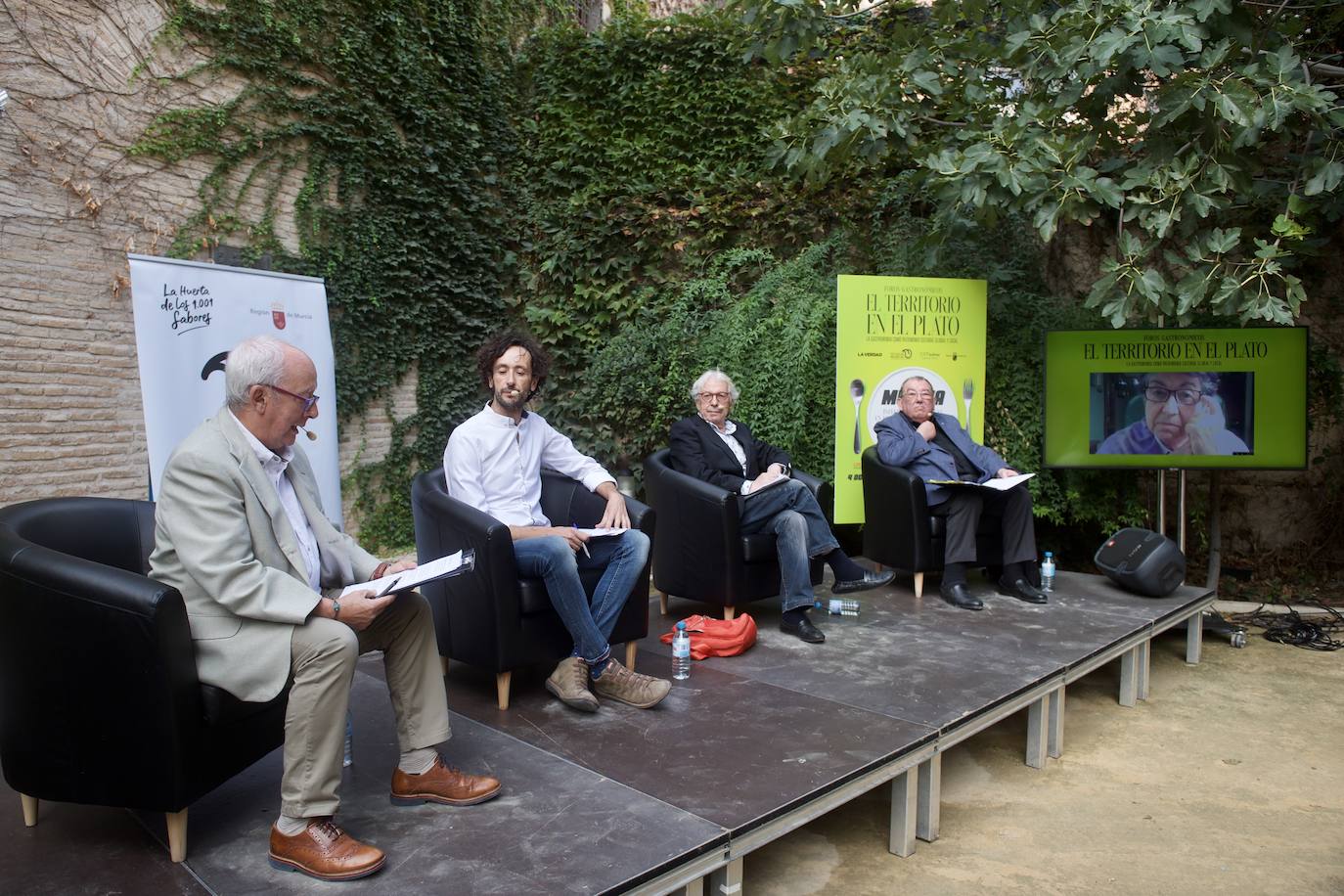 Fotos: Tercer encuentro del ciclo &#039;El territorio en el plato. Influencias históricas en los hábitos alimentarios de los murcianos: un viaje alrededor del mundo&#039;