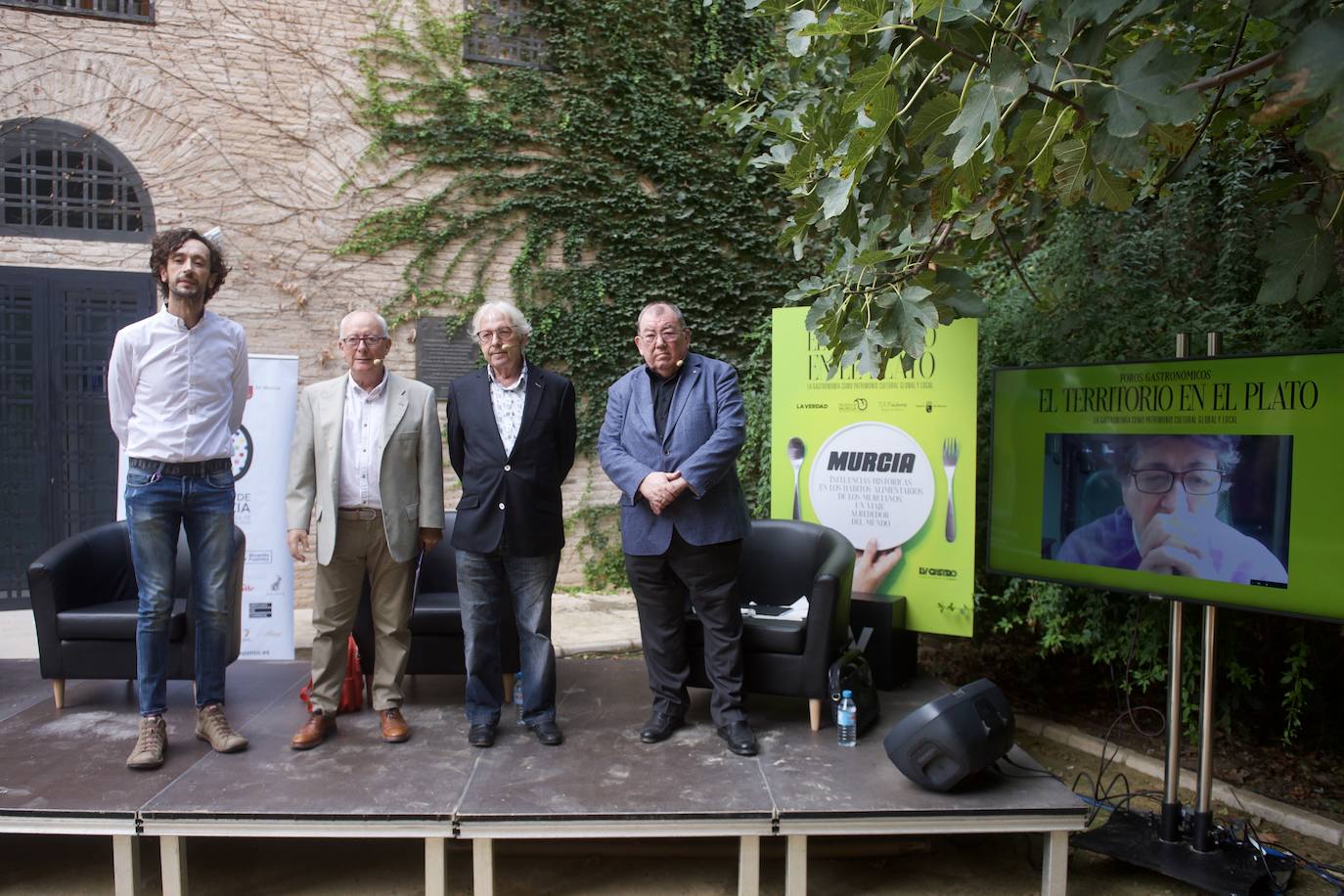 Fotos: Tercer encuentro del ciclo &#039;El territorio en el plato. Influencias históricas en los hábitos alimentarios de los murcianos: un viaje alrededor del mundo&#039;