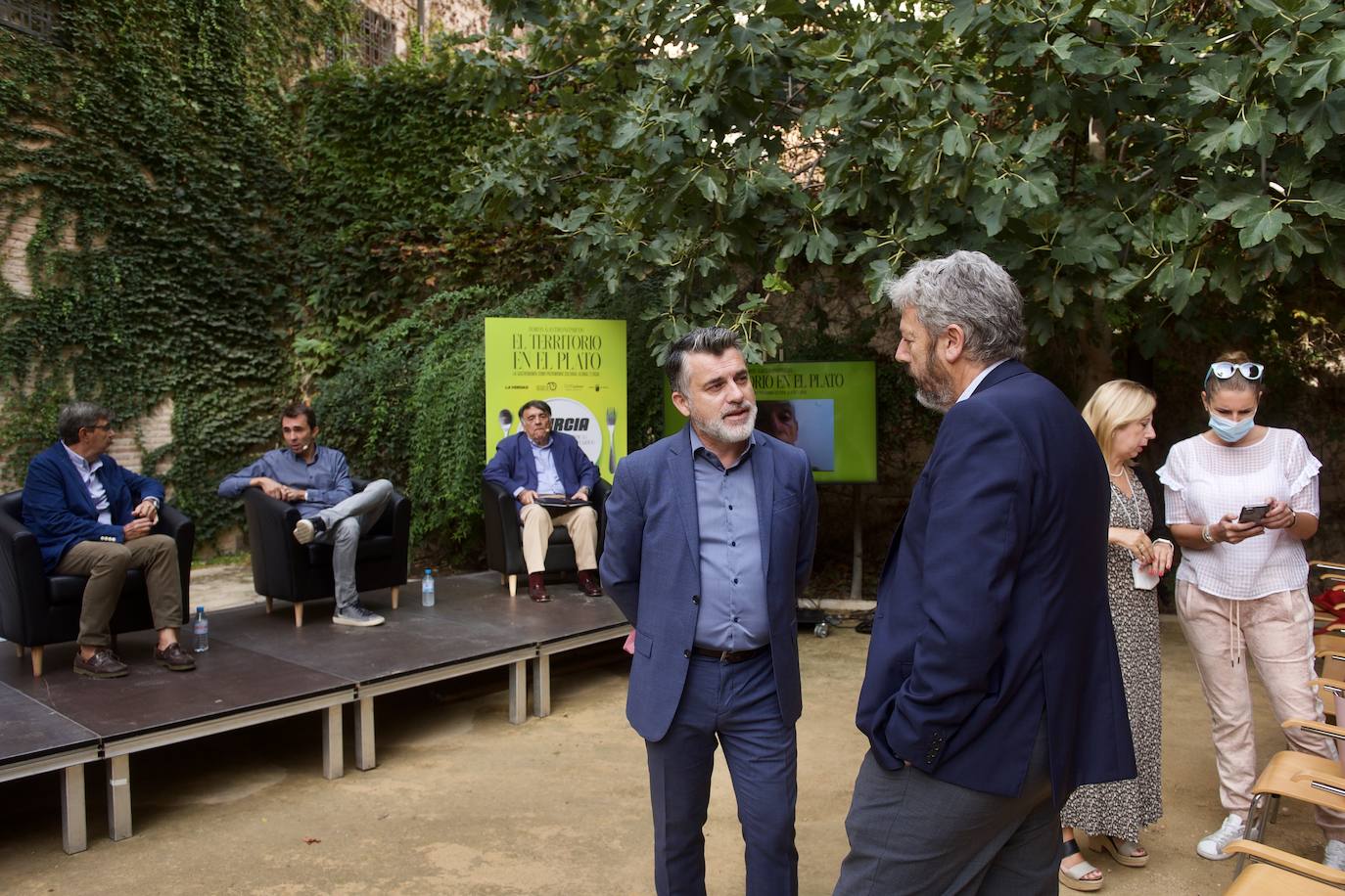 Fotos: Tercer encuentro del ciclo &#039;El territorio en el plato. Influencias históricas en los hábitos alimentarios de los murcianos: un viaje alrededor del mundo&#039;
