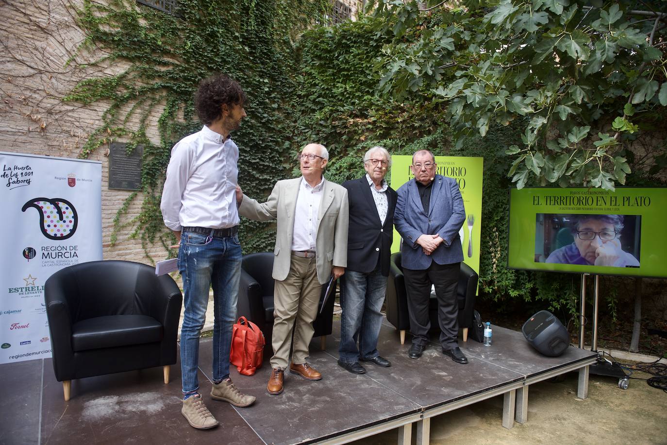 Fotos: Tercer encuentro del ciclo &#039;El territorio en el plato. Influencias históricas en los hábitos alimentarios de los murcianos: un viaje alrededor del mundo&#039;