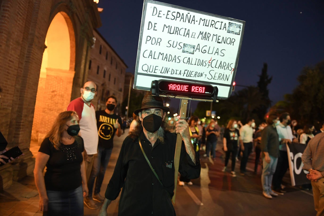 Fotos: Las imágenes de la manifestación en defensa del Mar Menor en Murcia