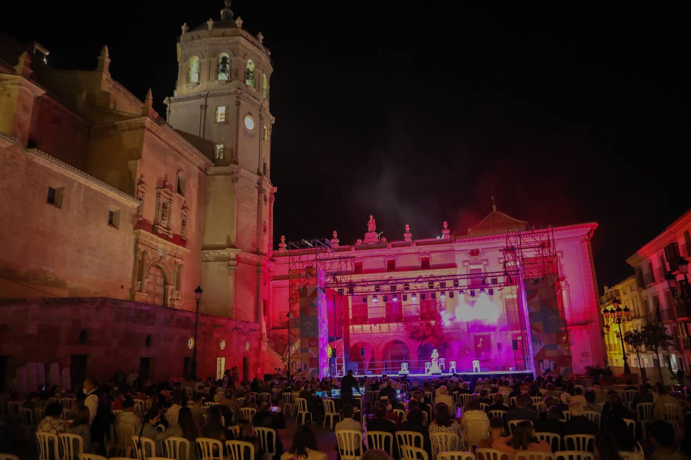 Fotos: Solidaridad en Lorca con los afectados por el volcán