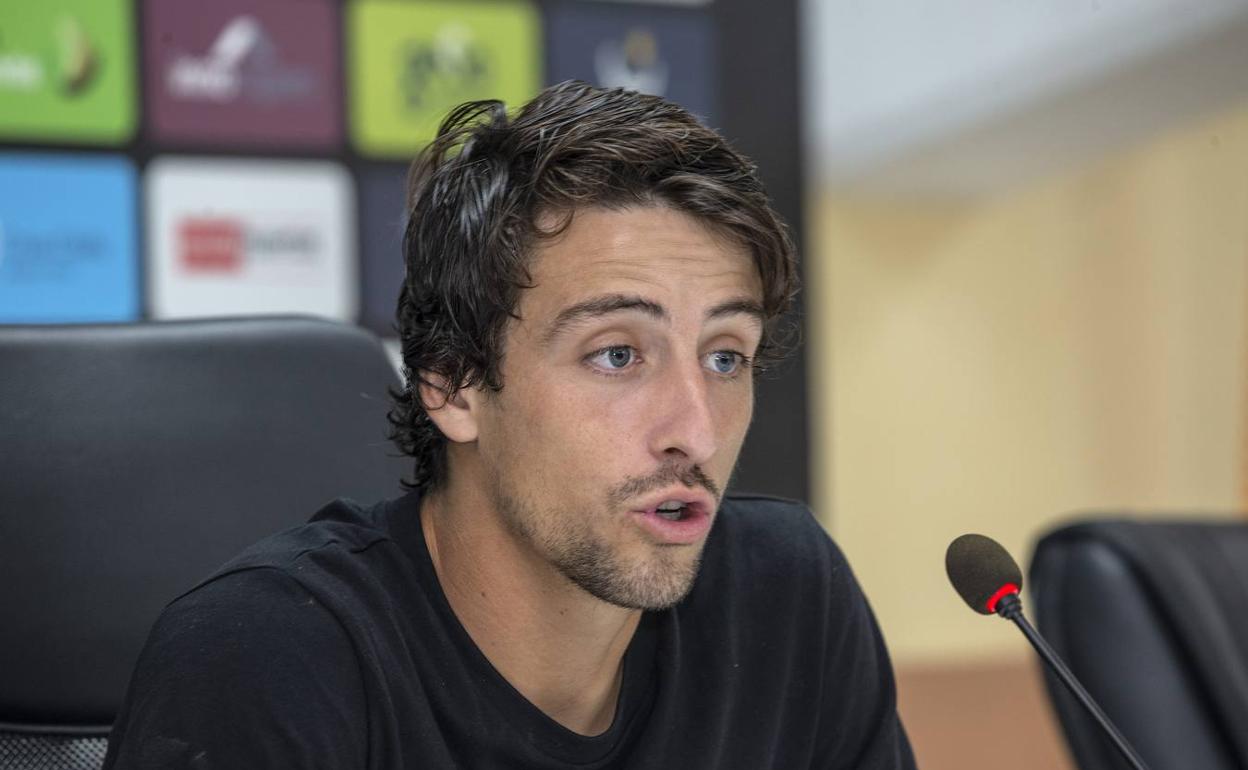 Julián Delmás, ayer en la sala de prensa.