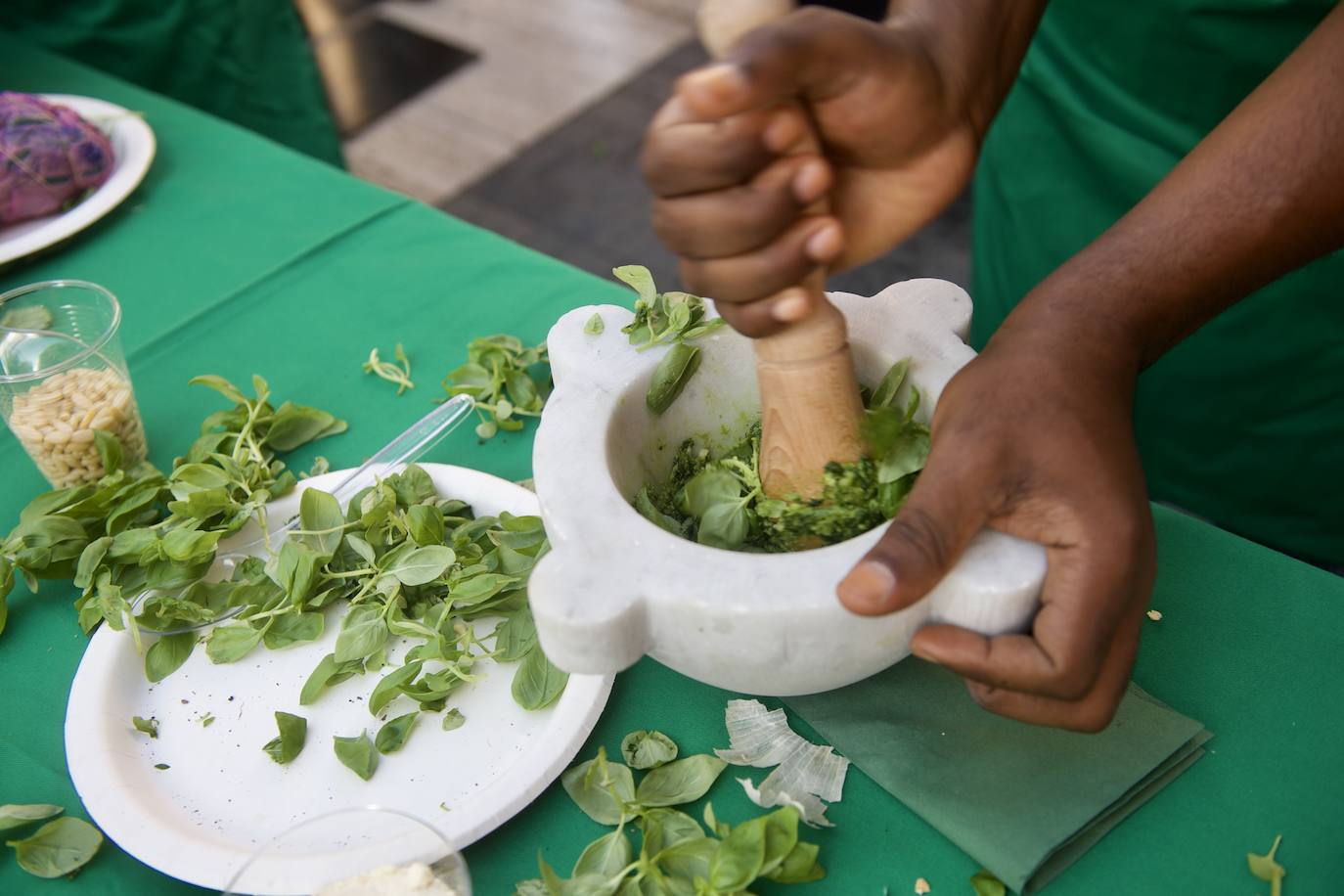 Fotos: Campeonato de Pesto en la plaza del Cardenal Belluga