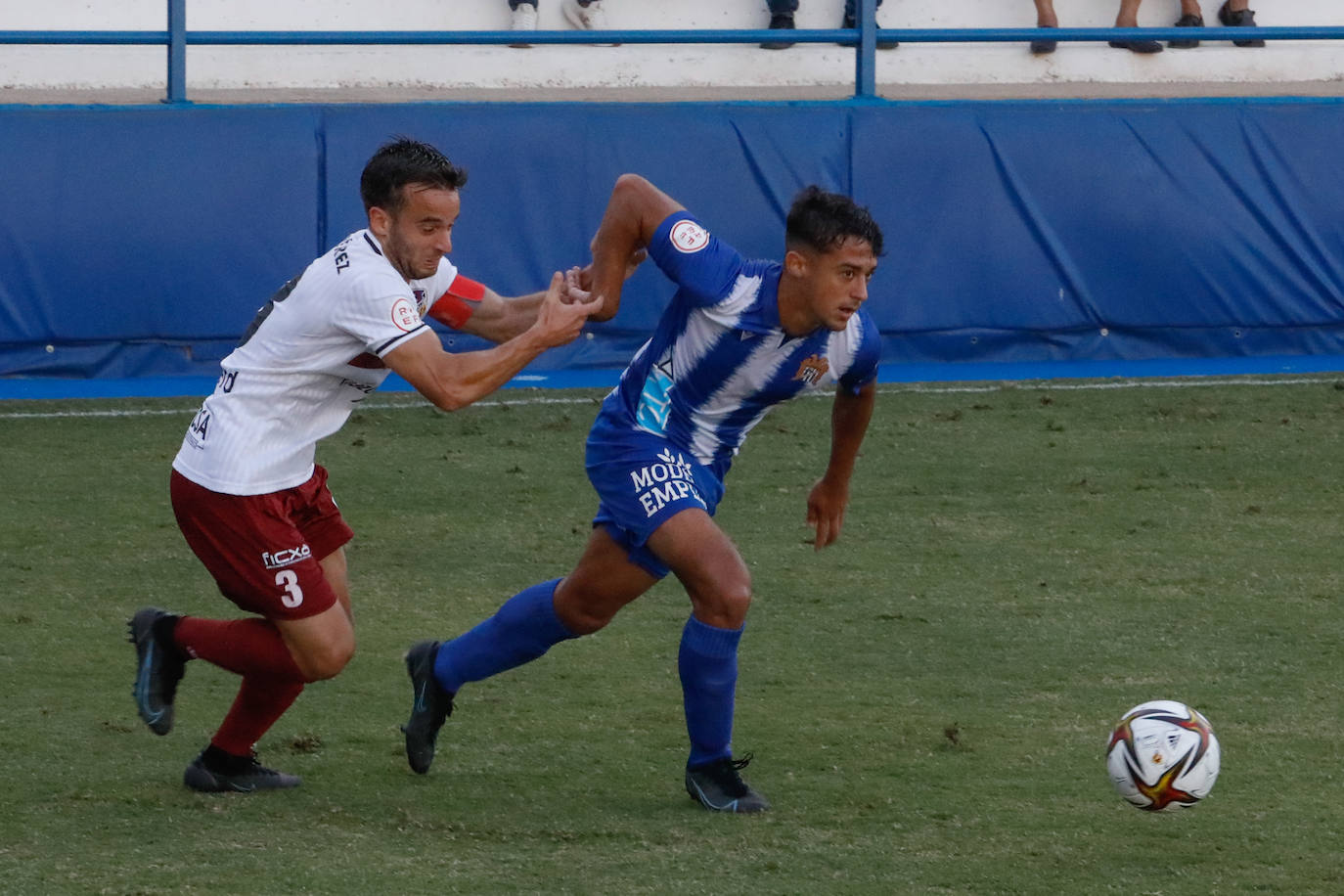 Fotos: El empate del Águilas contra el Alzira. en imágenes