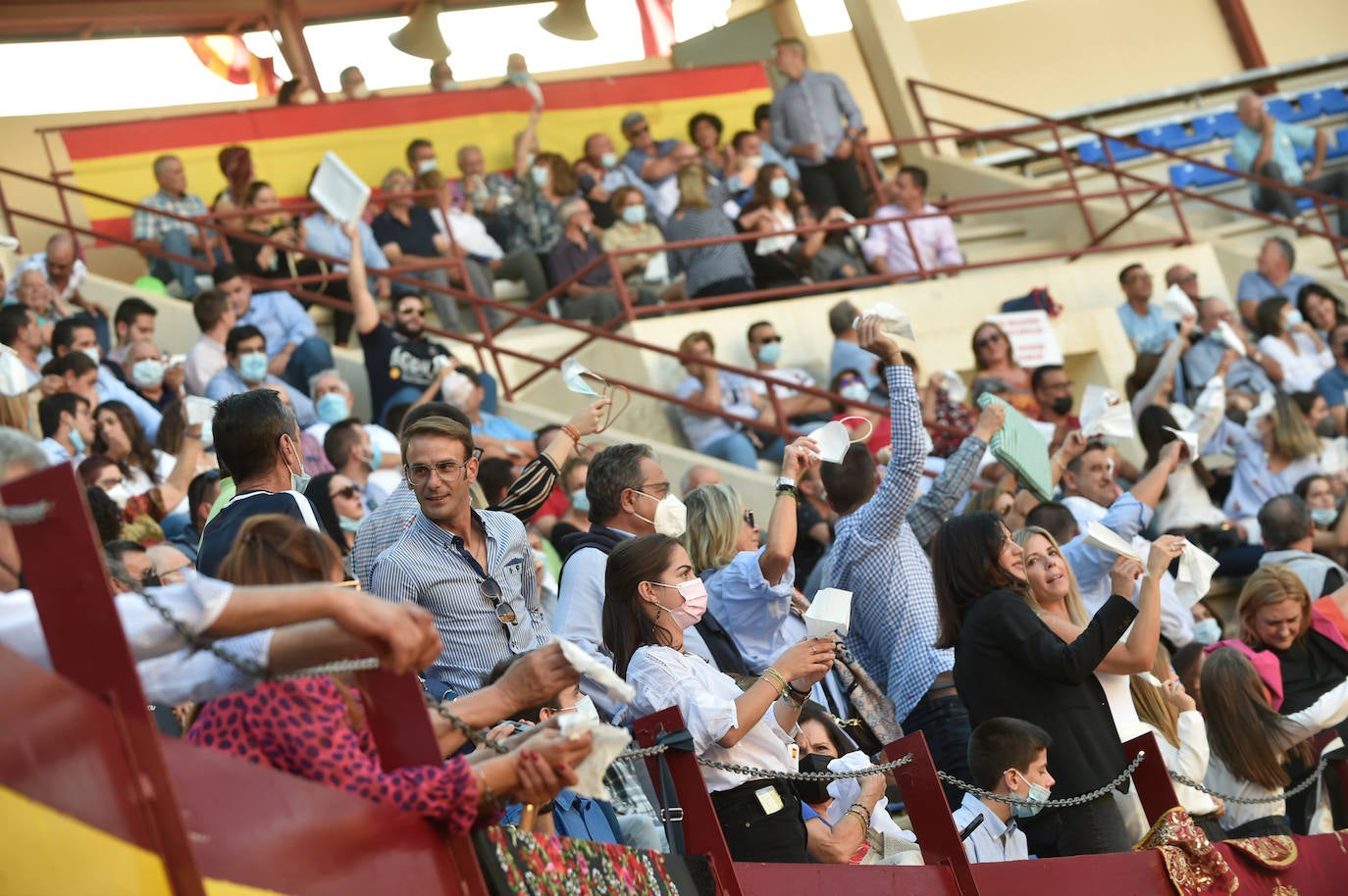 Fotos: Celebración de Rafaelillo empañada por la cogida de Ureña en Abarán