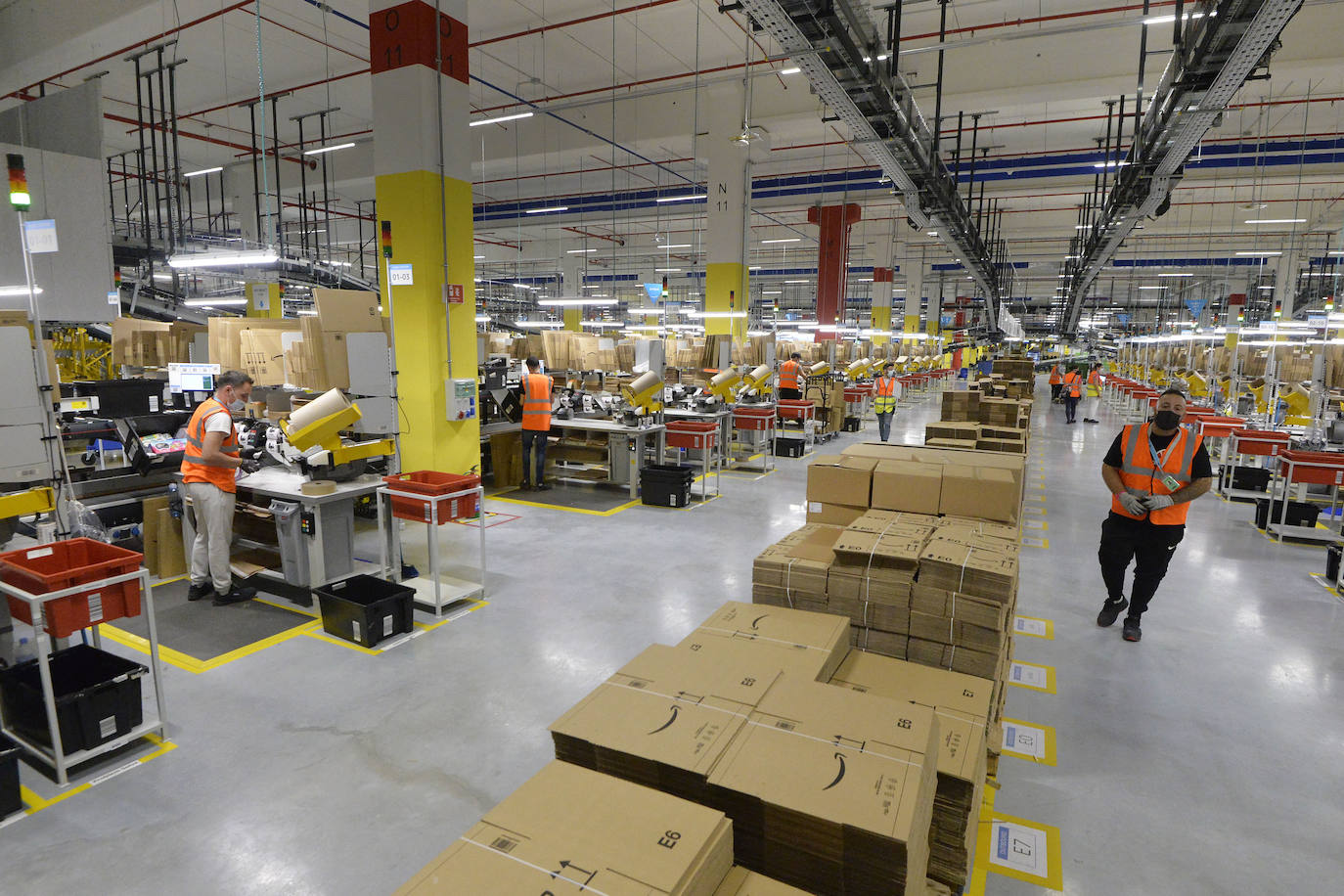 Fotos: Inauguración del nuevo centro de Amazon en Corvera, Murcia