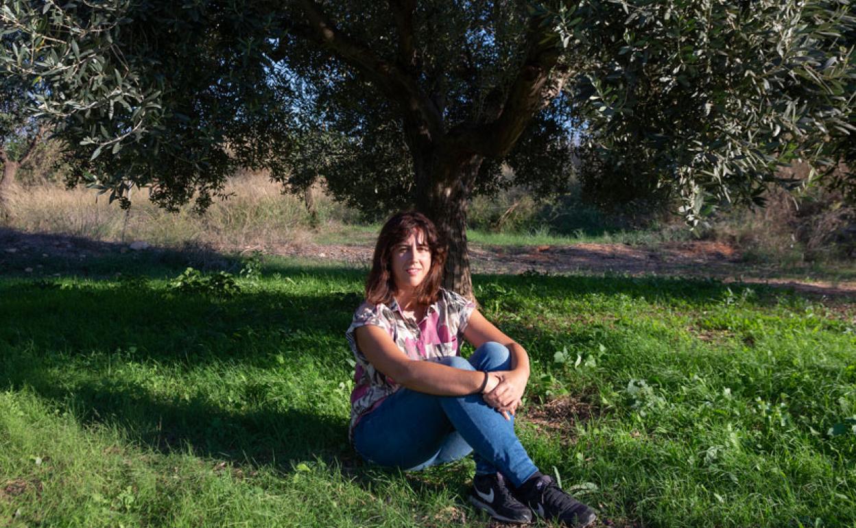 Verónica Segado en su ecoespacio, Camaleón Verde, ubicado en Cartagena. 