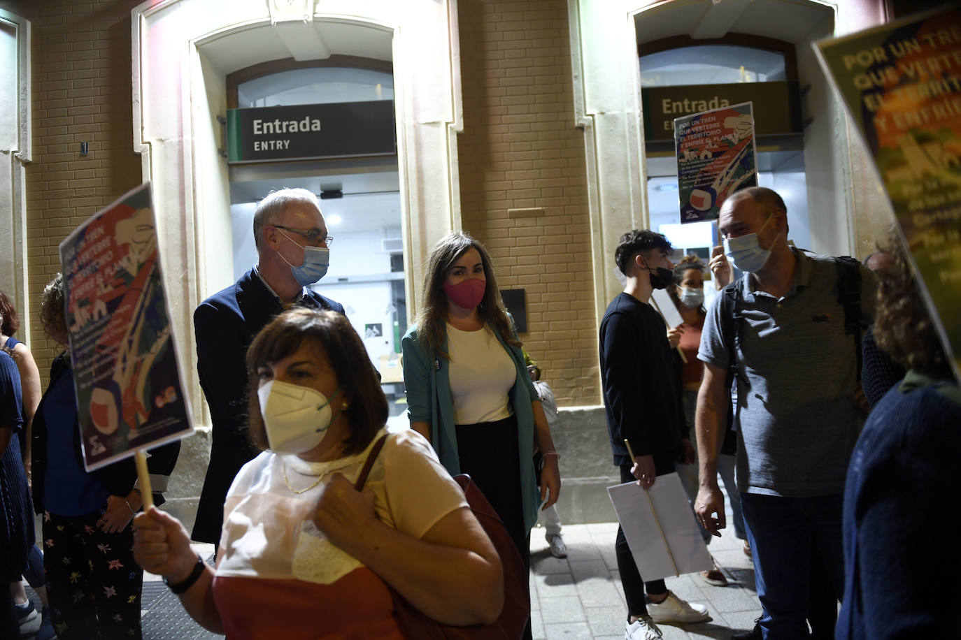 Fotos: Acto para reivindicar la mejora del ferrocarril