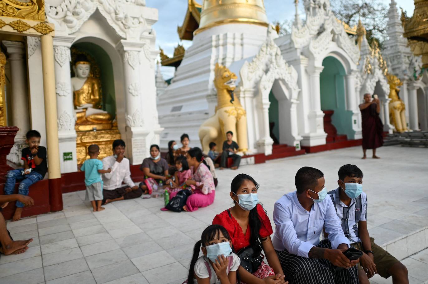 Fotos: Día de la luna llena de Thadingyut