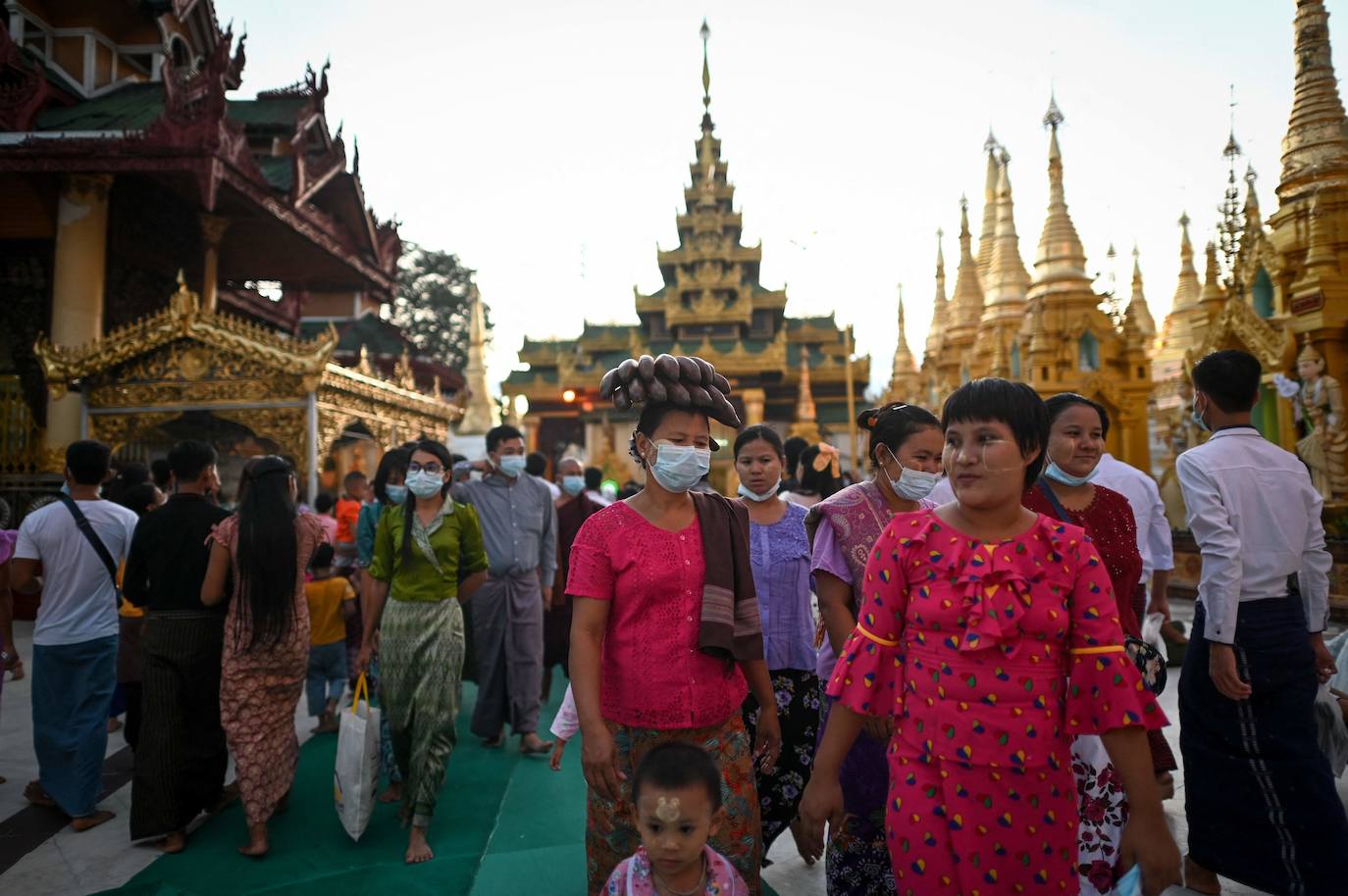 Fotos: Día de la luna llena de Thadingyut