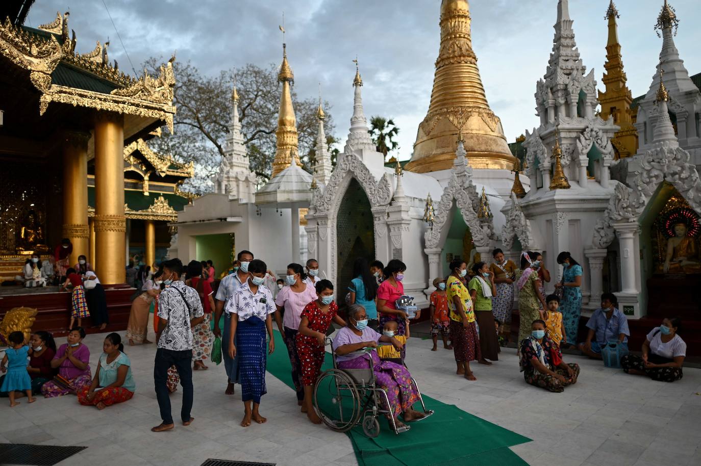 Fotos: Día de la luna llena de Thadingyut