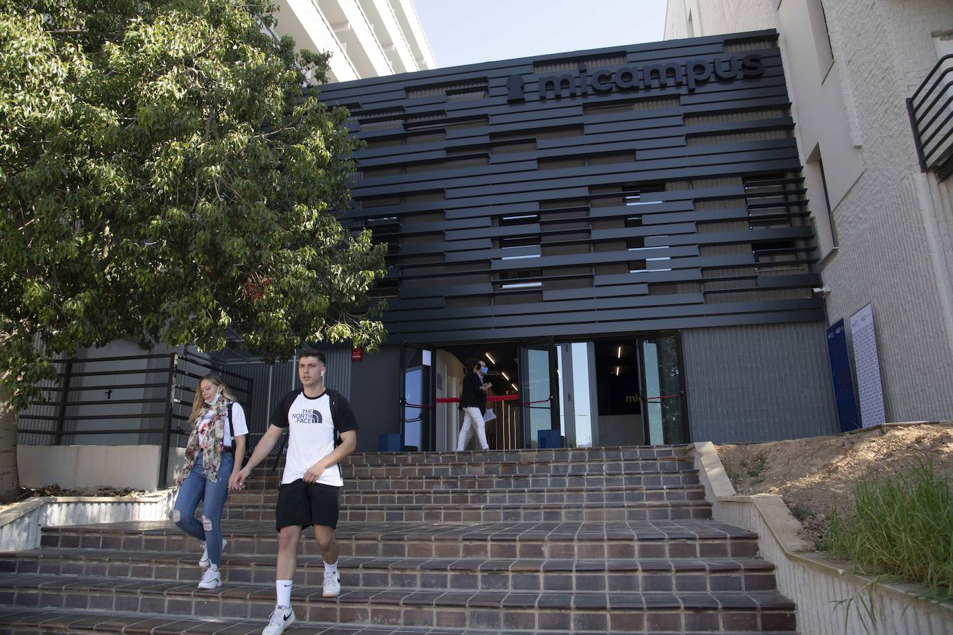 Fotos: La nueva residencia de la UPCT ya está al completo