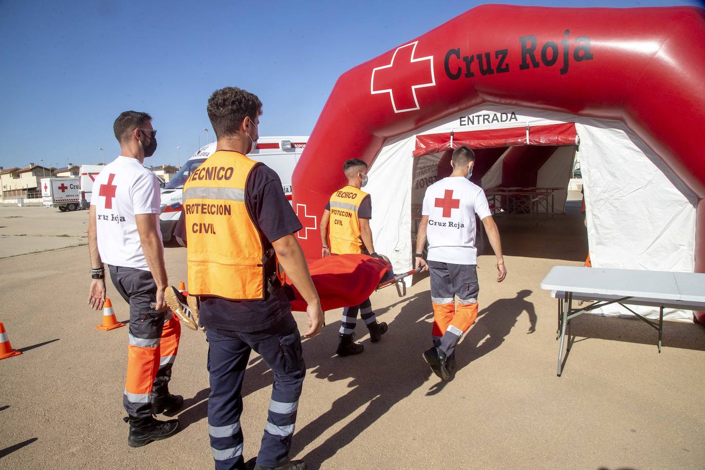 Fotos: Simulacro de un supuesto escape químico en La Ajorra