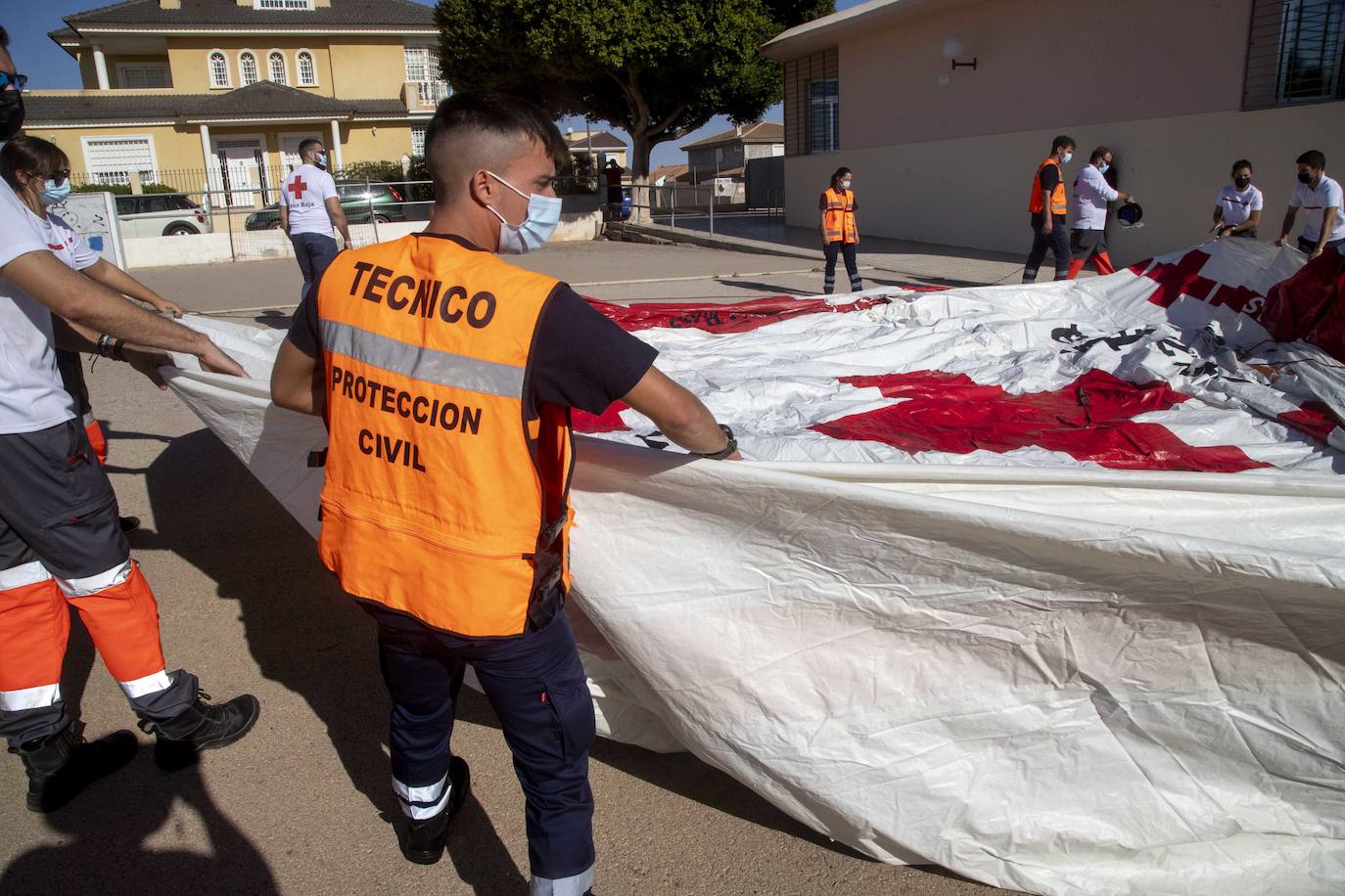 Fotos: Simulacro de un supuesto escape químico en La Ajorra