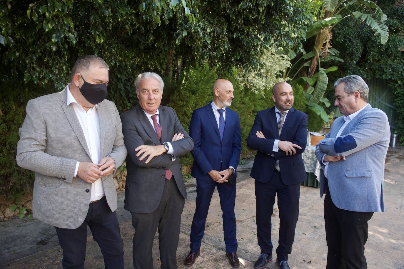 Fotos: Foro de tertulia &#039;La Luz&#039; en Murcia