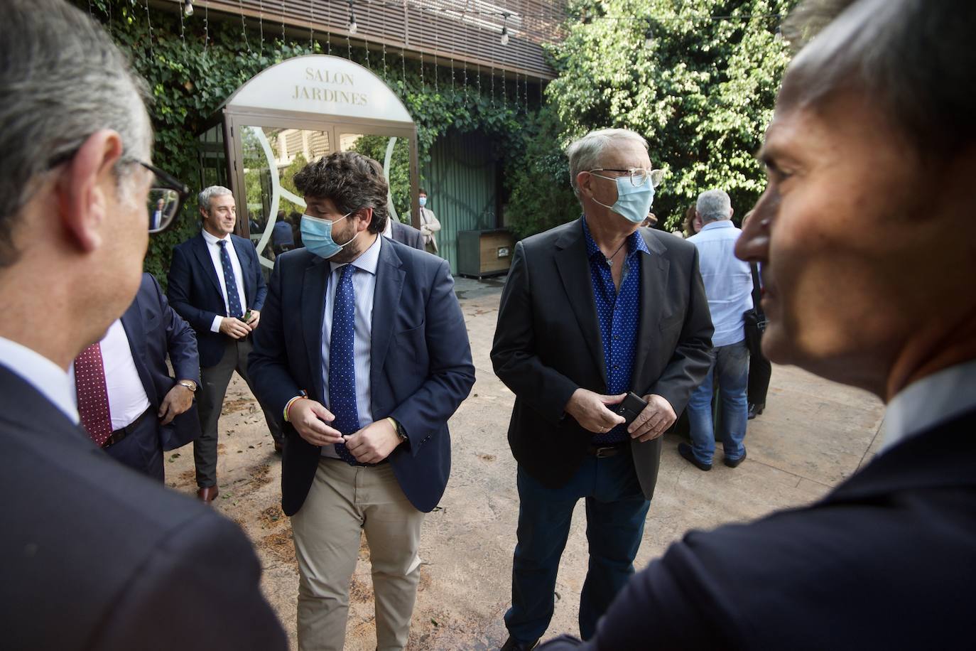 Fotos: Foro de tertulia &#039;La Luz&#039; en Murcia