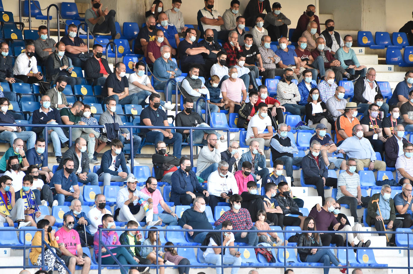 Fotos: Las mejores imágenes de la victoria del UCAM ante el Sevilla Atlético (2-1)