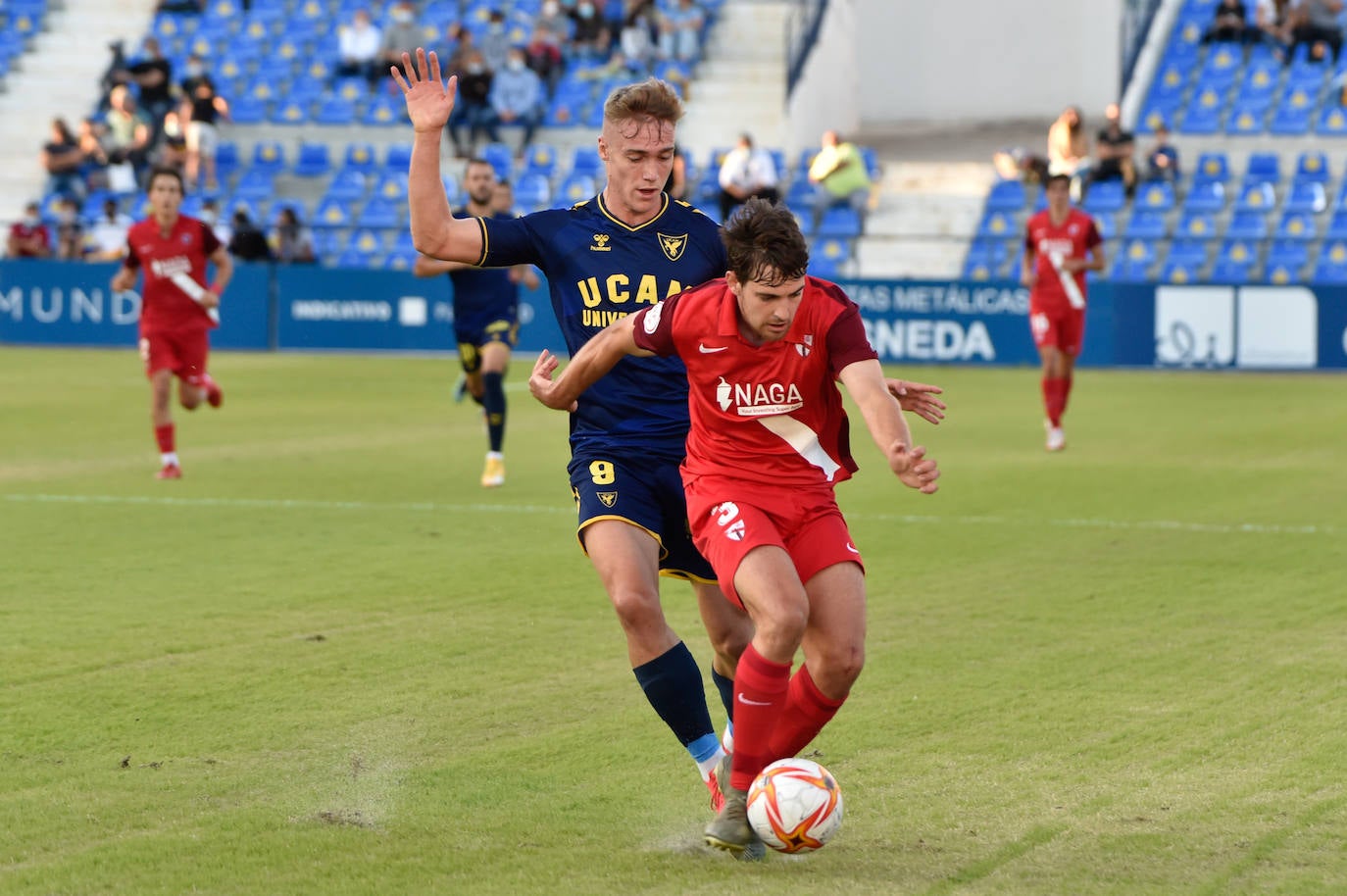 Fotos: Las mejores imágenes de la victoria del UCAM ante el Sevilla Atlético (2-1)