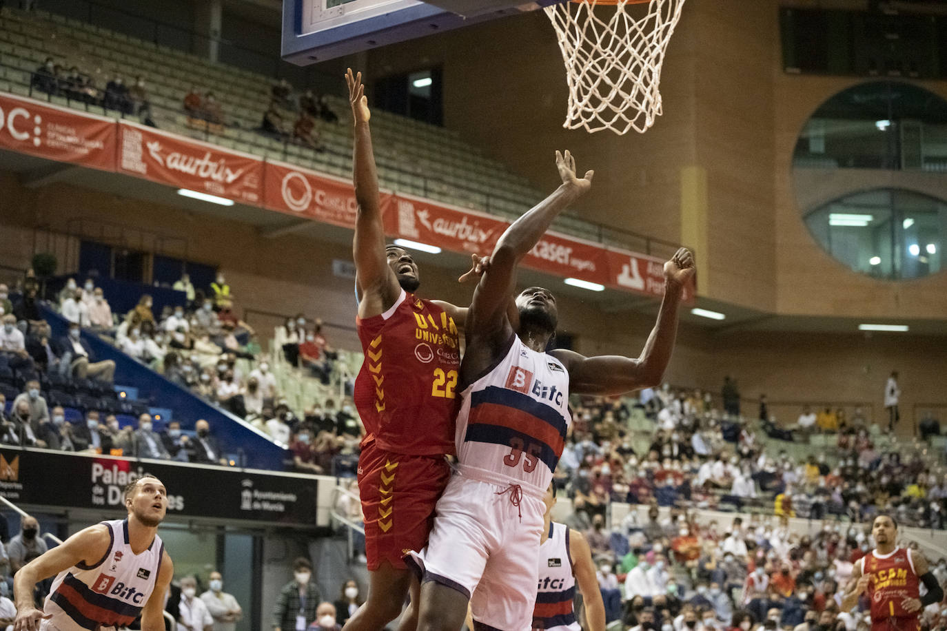 Fotos: La victoria del UCAM Murcia contra el Baskonia, en imágenes