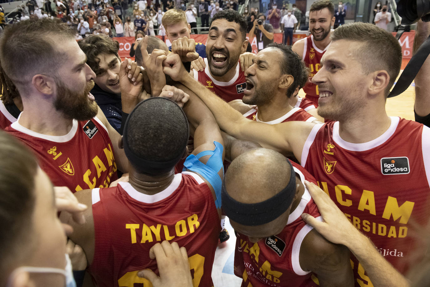 Fotos: La victoria del UCAM Murcia contra el Baskonia, en imágenes
