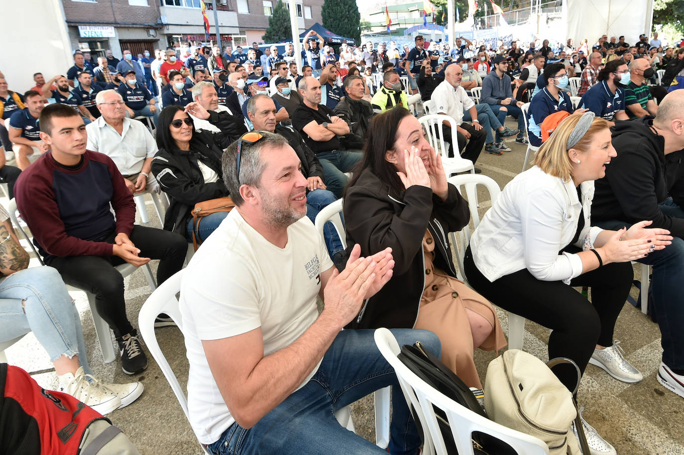Fotos: Así se ha vivido en Mazarrón el podio de Acosta en el GP de Emilia Romaña