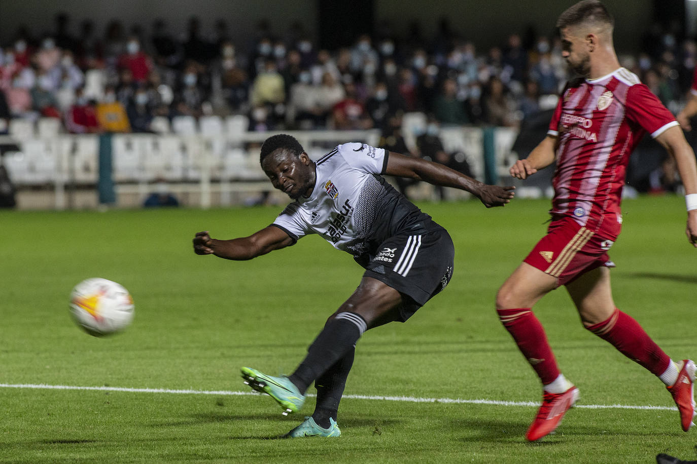 Fotos: La derrota del Cartagena contra la Ponferradina en imágenes