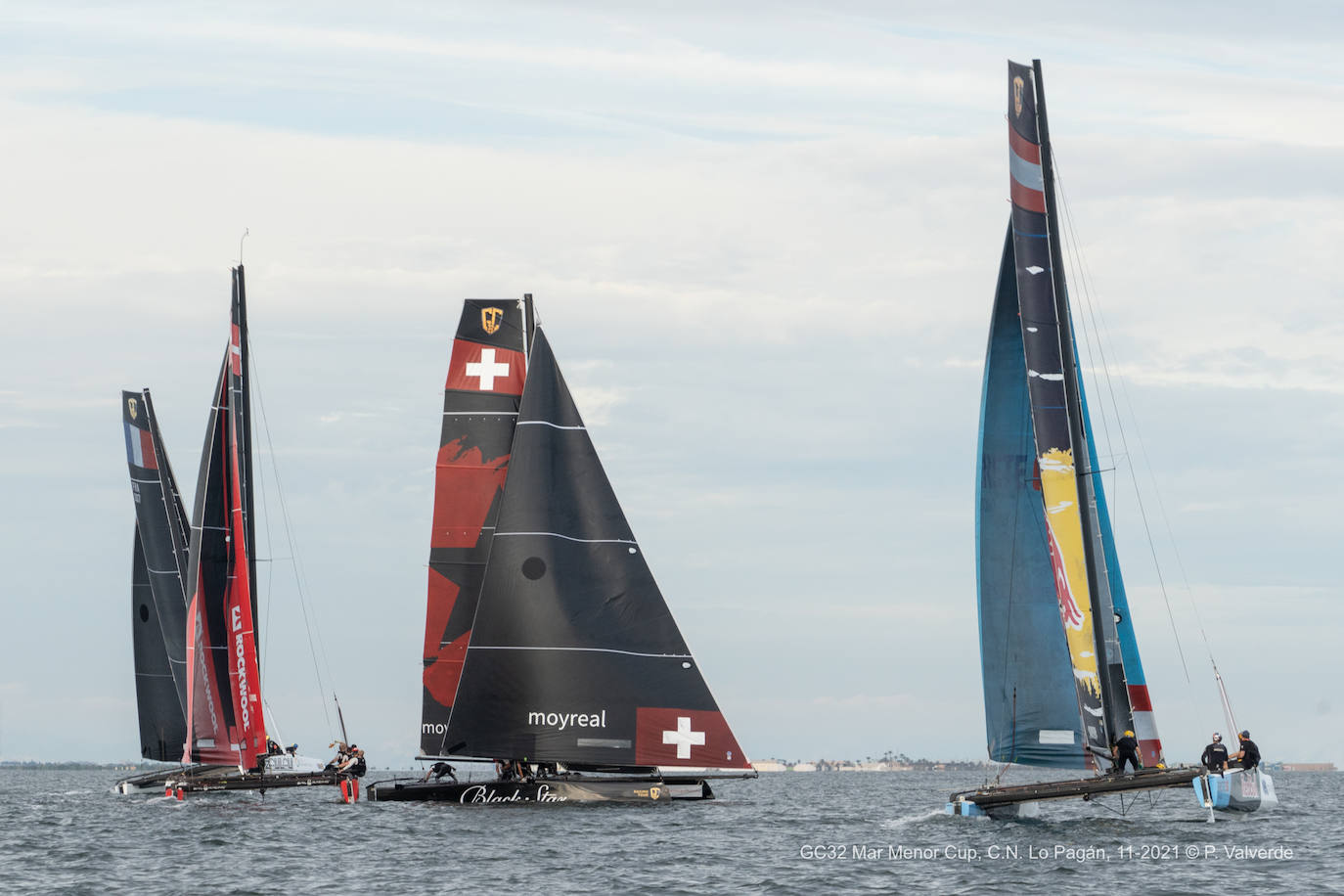 Fotos: Los catamaranes voladores, en marcha en la GC32 Mar Menor Cup