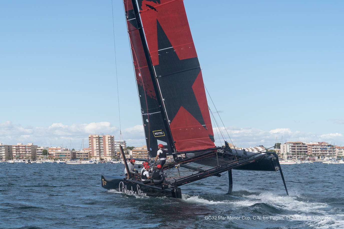 Fotos: El espectáculo de los catamaranes voladores GC32 llega al Mar Menor