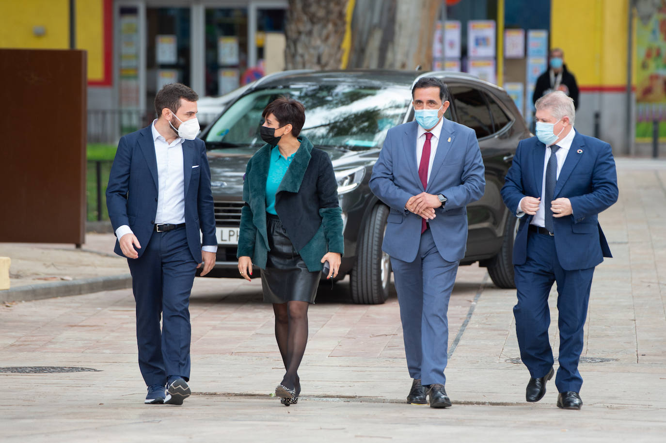 Fotos: Isabel Rodríguez asiste a &#039;El futuro de los jóvenes, donde participa en una mesa redonda&#039;