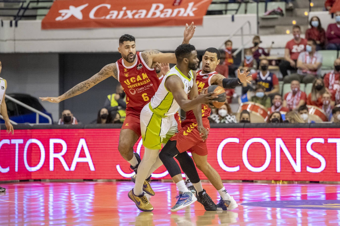 Fotos: La victoria del UCAM Murcia contra el Urbas Fuenlabrada, en imágenes